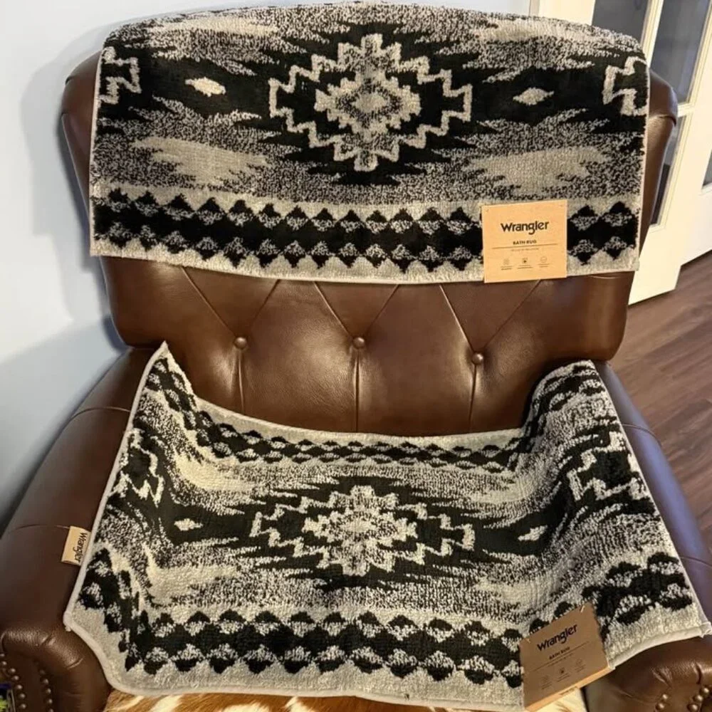 Set of 2 Wrangler Gray & Black Bathroom Rugs New
